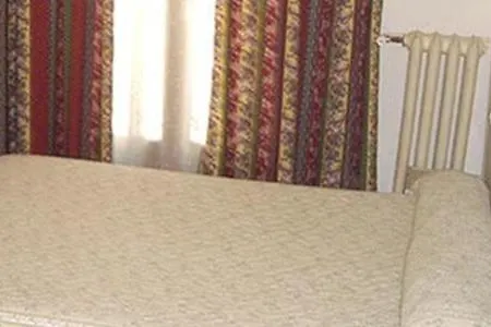 Hotel De Paris 3*